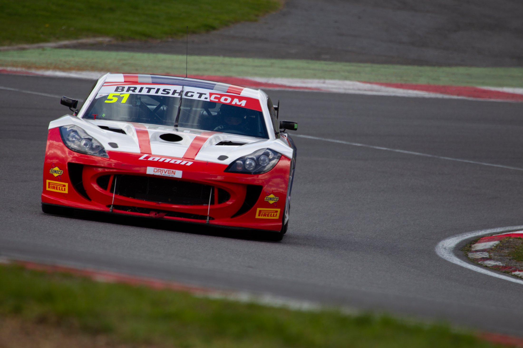 2016 BritishGT BrandsHatch-17085