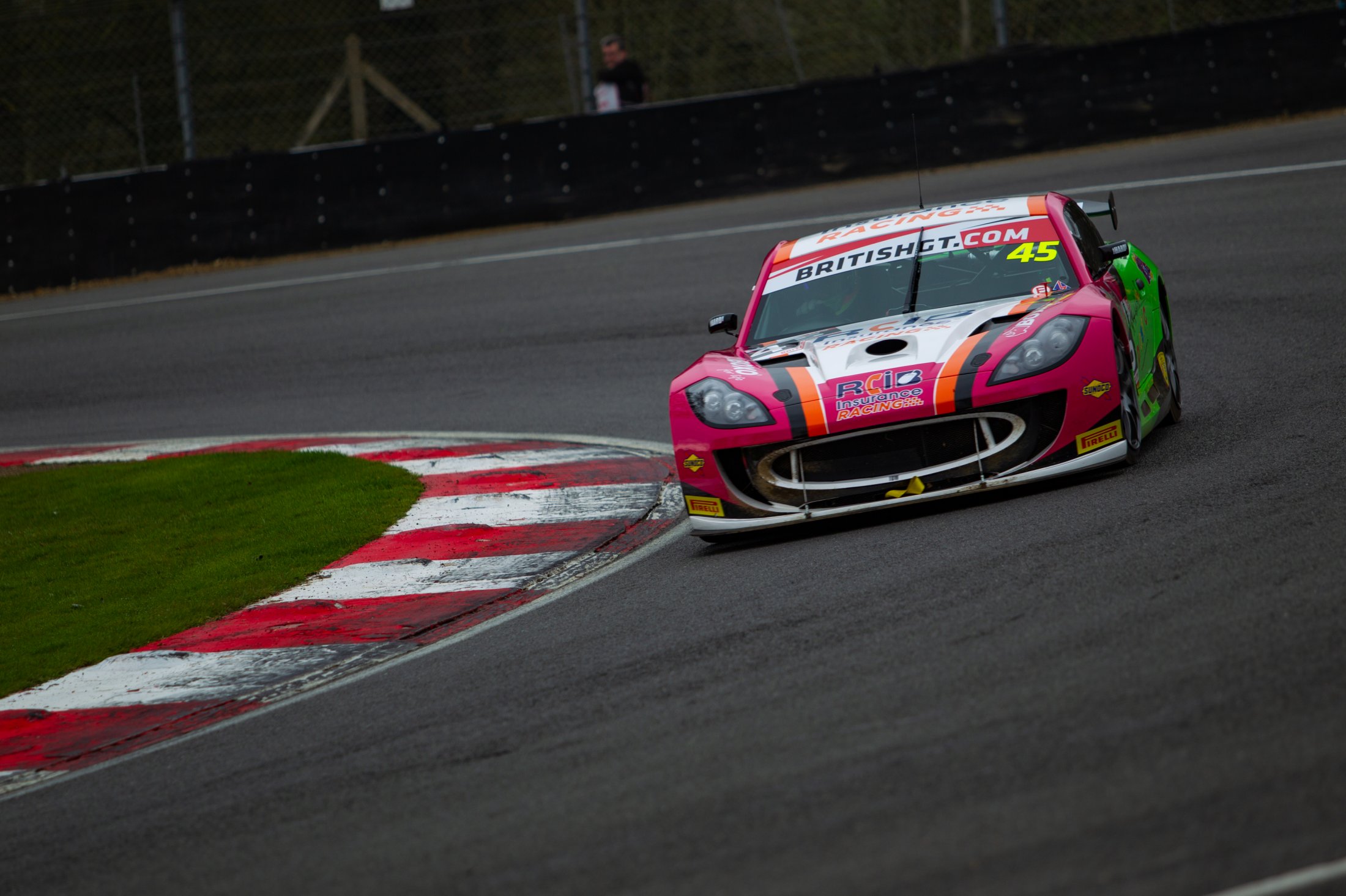 2016 BritishGT BrandsHatch-25422