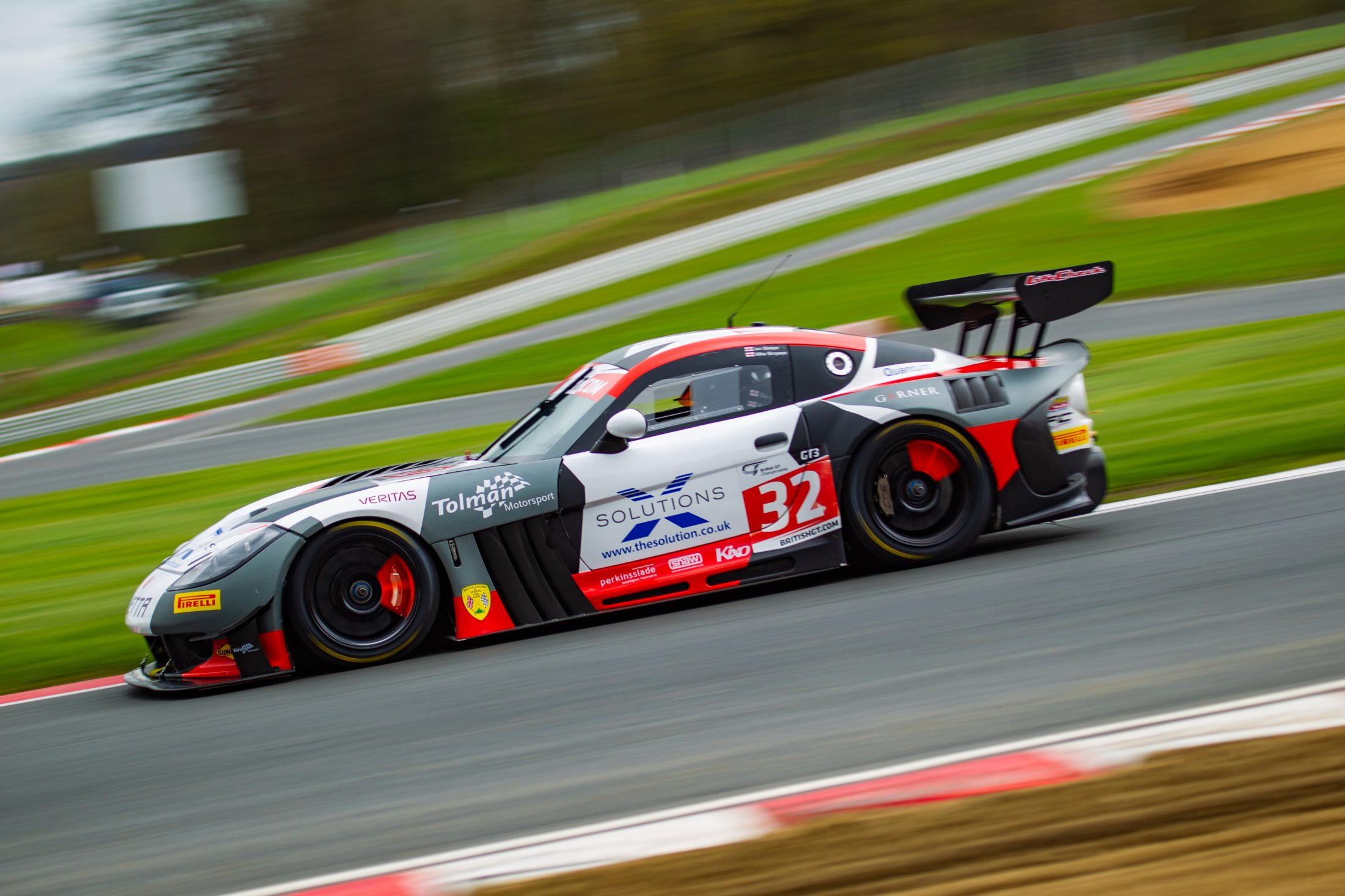 2016 BritishGT BrandsHatch-25634